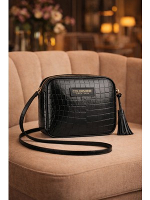 COLORSHERE Siyah Kroko Desenli Omuz & Çapraz Askılı Kadın Çanta – Gold Detaylı, Şık ve Günlük Kullanım