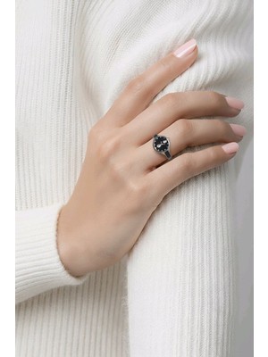 Karya Takı Siyah Mineli Bayan Yüzük 925 Ayar Gümüş