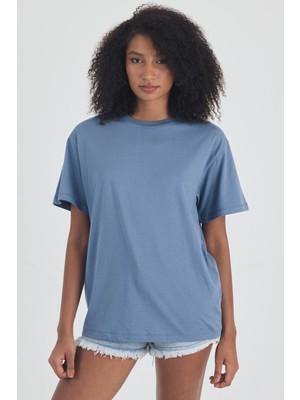 Yakamor Kadın Oversıze T-Shırt