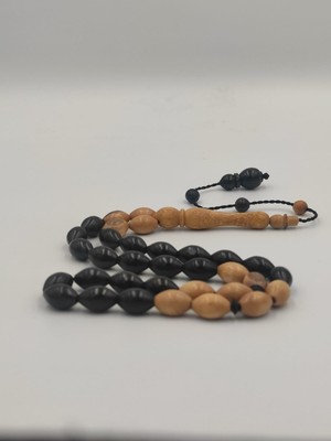 Usta Işcilikli Abanoz  Ağacı Tesbih 7*11 mm  Arpa Kesim Takımlı Sistemli Püskül