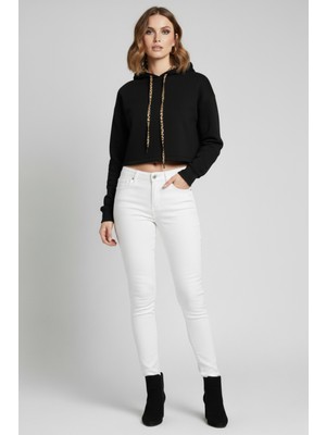 Beta Moda Hub Kadın Siyah Kapüşon Içi Desenli Astar Etek Ucu Yırtmaçlı Crop