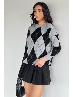 Gülseli Kadın Bisiklet Yaka Ekose Desenli Triko Kazak P-00020263