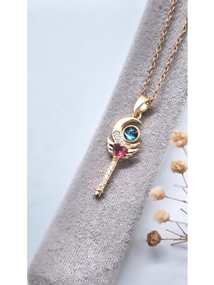 Serenity Sallantılı Hilal Figür Çelik Kolye