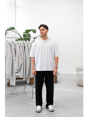 Optik Beyaz Cozy Basic Oversize Tişört