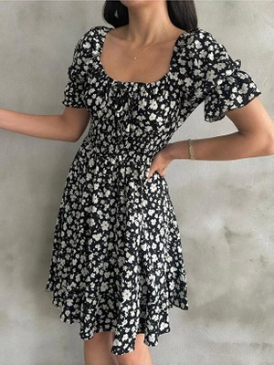 Beta Moda Hub Kayık Yaka Gipeli Bürümcük Mini Elbise – Siyah