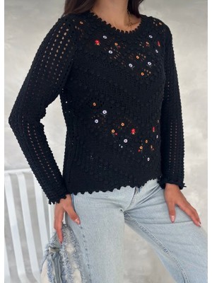 Leilaa Çiçek Nakışlı Ajur Triko Kazak