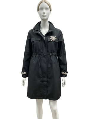 Aynaz Kadın Nakışlı Taş Detaylı Uzun Kap Ceket – Yeni Sezon Tesettür Model