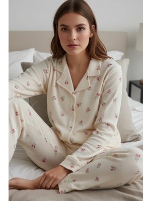 EQru Çiçek Desenli Waffle Kumaş Gömlek Yaka Krem Kadın Pijama Takımı