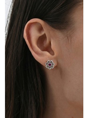 Söğütlü Silver 925 Ayar Gümüş Küpe Oksitli Telkari Işlemeli Fuşya Taşlı Papatya Modeli Vidalı Küpe SGTL13242FUSYA