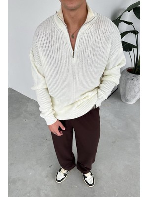 Ekru Yarım Fermuarlı Boğazlı Triko Kazak