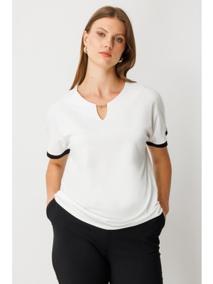 On Fashion Bluz Yakası Zincir Detaylı