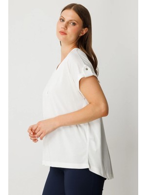 On Fashion Bluz Kolu ve Önü Düğmeli V Yaka