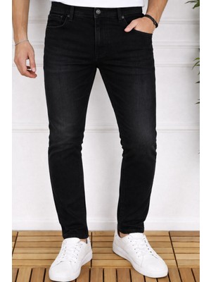 Erkek Siyah Taşlamalı Regular Fit Fermuarlı Likralı Jeans