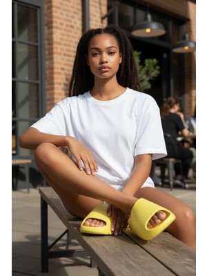 Akınalbella Kadın Yazlık Rahat Kaydırmaz Taban Plaj,deniz,havuz Terlik