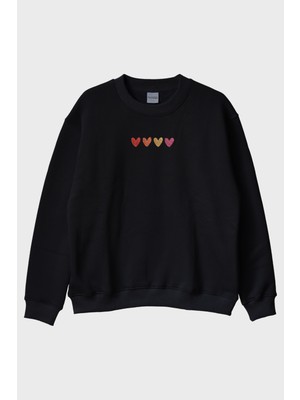 Nuugg Renkli Kalp Desenli Nakış Bisiklet Yaka Sweatshirt - Sevgililer Günü Özel Tasarım