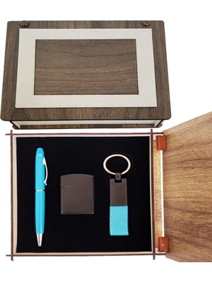 Aspartam Özel Ahşap Kutulu Mavi Kalem Anahtarlık ve Çakmak Set