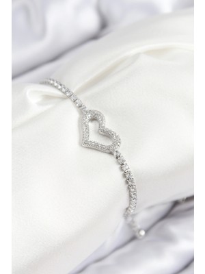 LaraTech Pirinç Zirkon Taşlı Kalp Model Gümüş Renk Asansörlü Kadın Bileklik