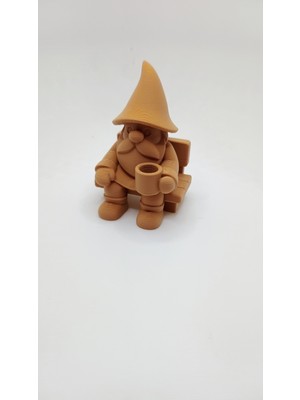 Bankta Oturan Fincanlı Sevimli Cüce (Gnome) Figürü (3d Baskı)