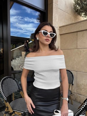 Esftr Madonna Yaka Sıfır Kol Bluz Gri