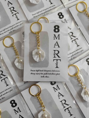 8 Mart Dünya Kadınlar Günü Hediyesi 10 Adet Anahtarlık