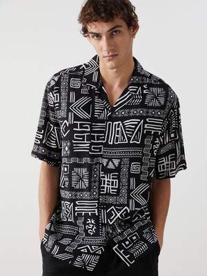 Lc Waikiki Yeni Sezon Regular Fit Kısa Kollu Desenli Viskon Erkek Gömlek