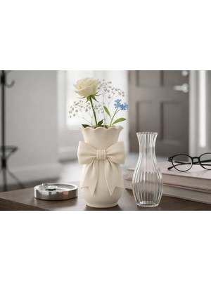 Mir Store Kurdele Detaylı Dekoratif Vazo | Modern & Şık Ev Aksesuarı | Çiçeklik