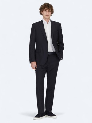 Kip Lacivert Düz Modern Fit Yün Karışımlı Takım Elbise