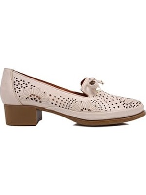 Kadınlar İçin Venüs 9214 Bej Günlük Ayakkabı Rahat Taban Ve Şık Detaylarla