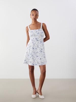 Lc Waikiki Yeni Sezon Kare Yaka Çiçekli Askılı Mini Elbise