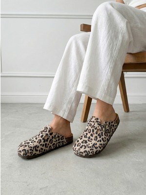 Mycorni Kadın Hakiki Deri Boston Model Leopar Desenli Anatomik Mantar Tabanlı Sabo Terlik