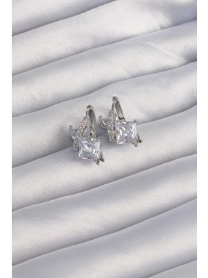 S'82 Pirinç Gümüş Renk Iri Zirkon Taşlı Kıvrımlı Minimal Kelebekli Halka Küpe