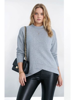 Mamayaga Kadın Yarım Dik Yaka Asimetrik Kesim Uzun Kol Büyük Beden Curve Sweatshirt
