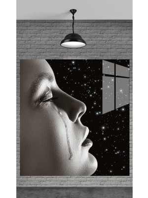 Petmudo AVM Muhteşem Ağlayan Kadın Temperli Cam Üzerine Tablo Sevgilinize Yılbaşı