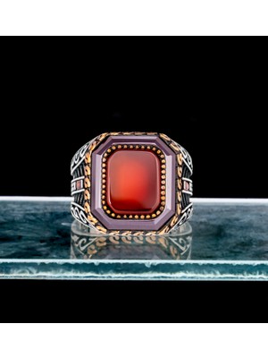 Yıldırım Kırmızı Doğal Taşlı 925 Ayar Gümüş Erkek Yüzük – Şık Detaylı Tasarım