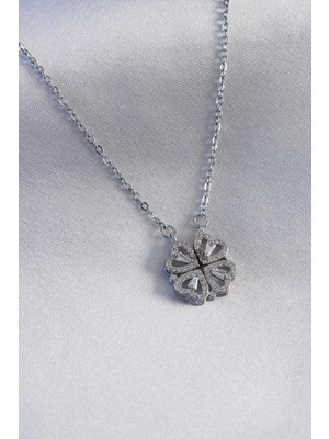 BYZM 316L Çelik Gümüş Renk Açılır Yonca Model Kadın Kolye