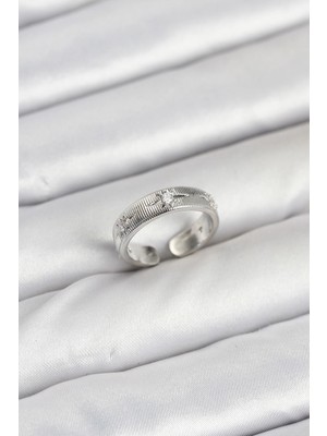 BYZM Pirinç Gümüş Renk Zirkon Taşlı Kutup Yıldızı Model Kadın Yüzük