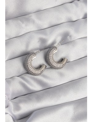 BYZM Pirinç Gümüş Renk Zirkon Taşlı Yarım Halka Küpe