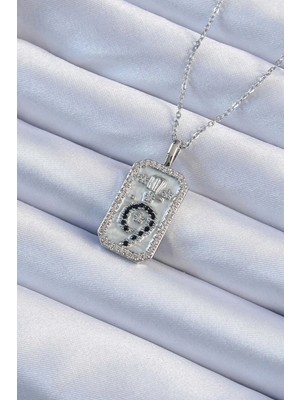 Mercansa 316L Çelik Zincir Gümüş Renk Zirkon Taşlı Minimal Papatya Figürlü Tarot Kolye