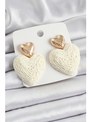 TE Dükkan Krem Kalp Figürlü Hasır Örgü Model Gold Renk Kadın Küpe