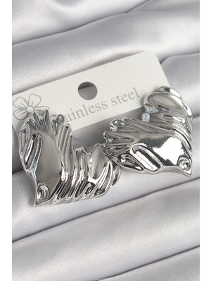 TE Dükkan Pirinç Gümüş Renk Işlemeli Kalp Model Kadın Küpe