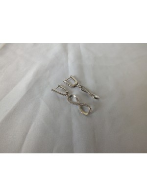Marmaris Jewellery 925 Ayar Kadın Gümüş Küpe Sonsuzluk Figürlü Kalın Model Dikkat Çekici ve Şık Tasarım