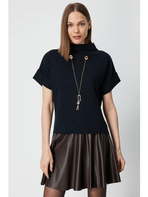 On Triko Aksesuar Detaylı Dik Yaka Triko Kazak 65340