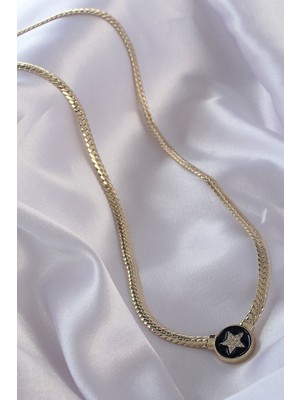 İlk El Grup Pirinç Gold Renk Zirkon Taşlı Yıldız Model Siyah Mineli Ezme Zincirli Serenay Kolyesi