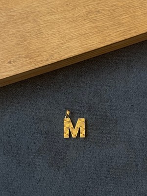 Aida Jewelss 14 Ayar Altın Kolye Ucu Füzyon 3 Boyutlu M Harfi Altın Kolye Ucu