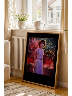 Stranger Things Nancy Wheeler Tasarım Çerçeveli Tablo - Retro Hawkins Yazı Sanatsal Duvar Dekoru