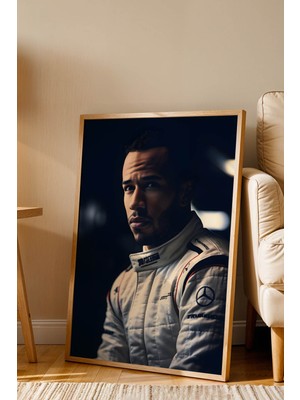 Lewis Hamilton Efsanevi F1 Portresi Çerçeveli Tablo - Lüks Modern Formula 1 Duvar Dekoru