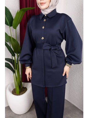 Weak Blue Şık Tesettür Tunik Pantolon Takım – Kuşaklı Düğmeli Uzun Kollu Ikili Takım