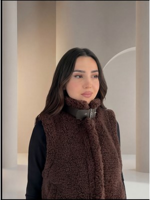 Modeva Global Kemerli Yumuşak Peluş Dokulu, Dik Yaka Tokalı Kadın Yelek