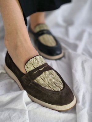Hakiki Deri Hasır Detaylı Kadın Loafer - Şık ve Konforlu Günlük Ayakkabı