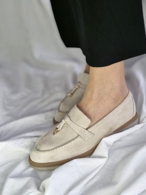 Şık ve Konforlu Hakiki Deri Kadın Ayakkabı - Süet Tasarım